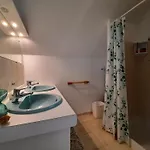 Vakantiehuis Jolie Maison De Avec Piscine Flaujac-Gare