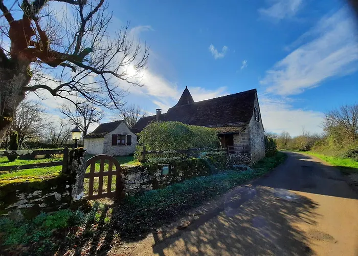 Jolie Maison De Avec Piscine Ferienhaus