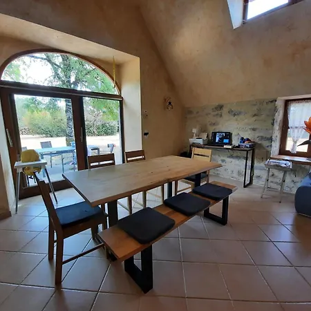 Jolie Maison De Avec Piscine Дом отдыха *