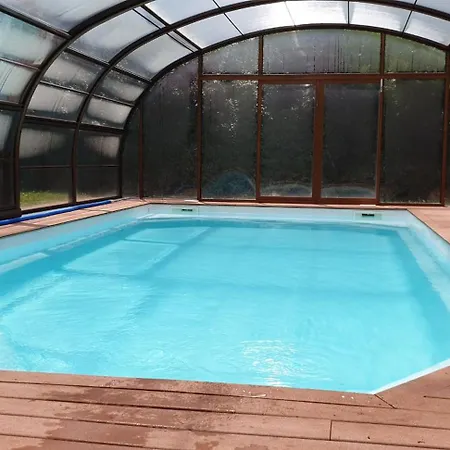 Jolie Maison De Avec Piscine *